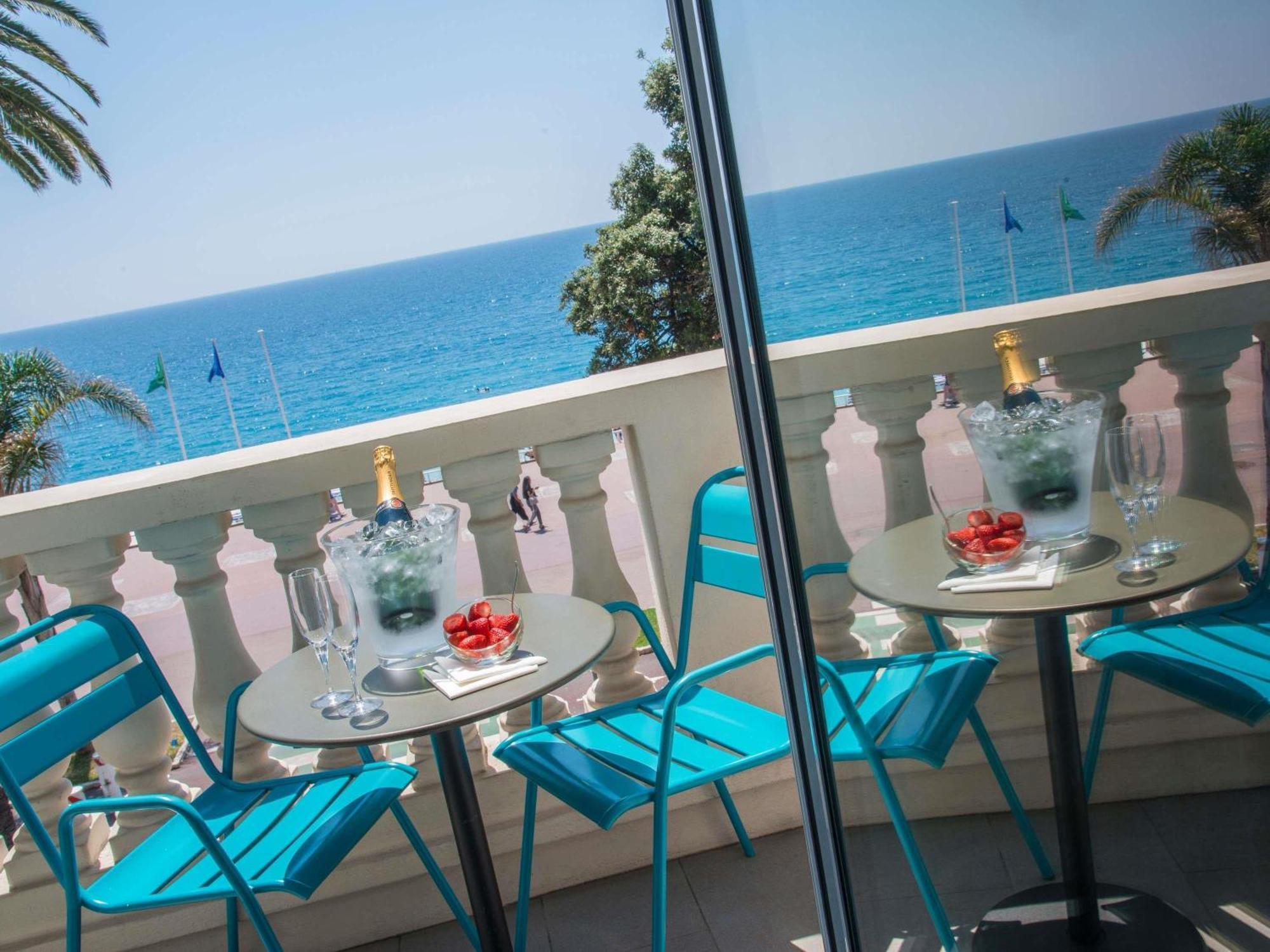 Deluxe Double Room Balcony Oceanfront